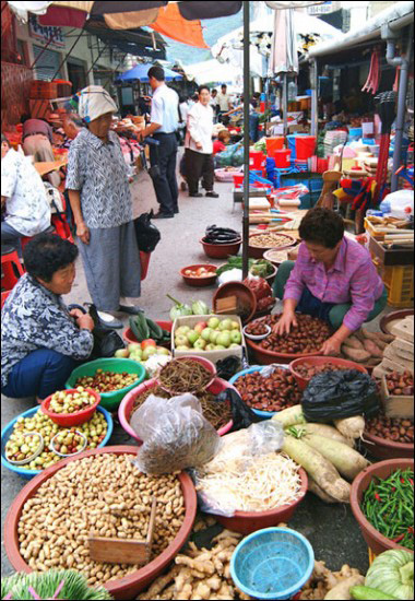 Anseong Market.jpg